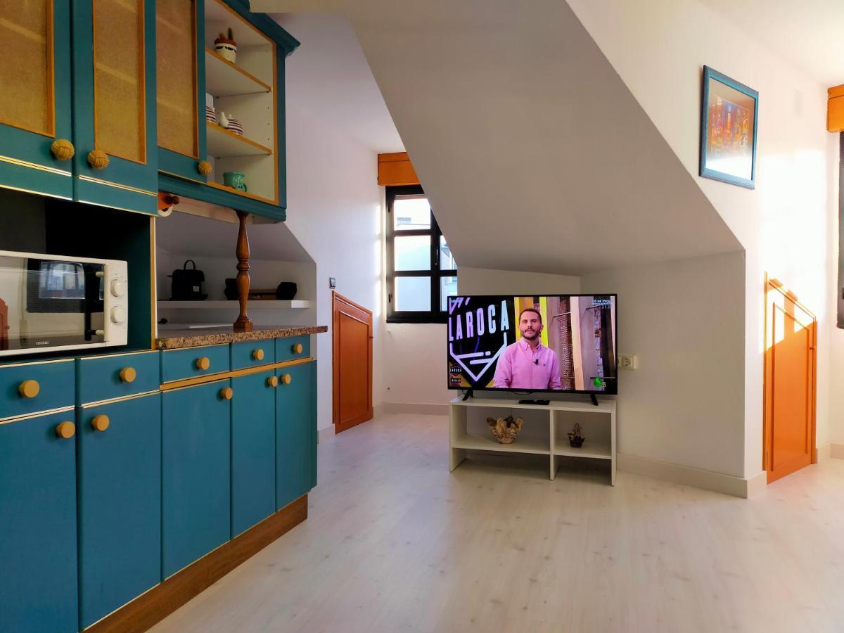 Apartamento En El Casco Antiguo De Ponferrada Luaran gambar