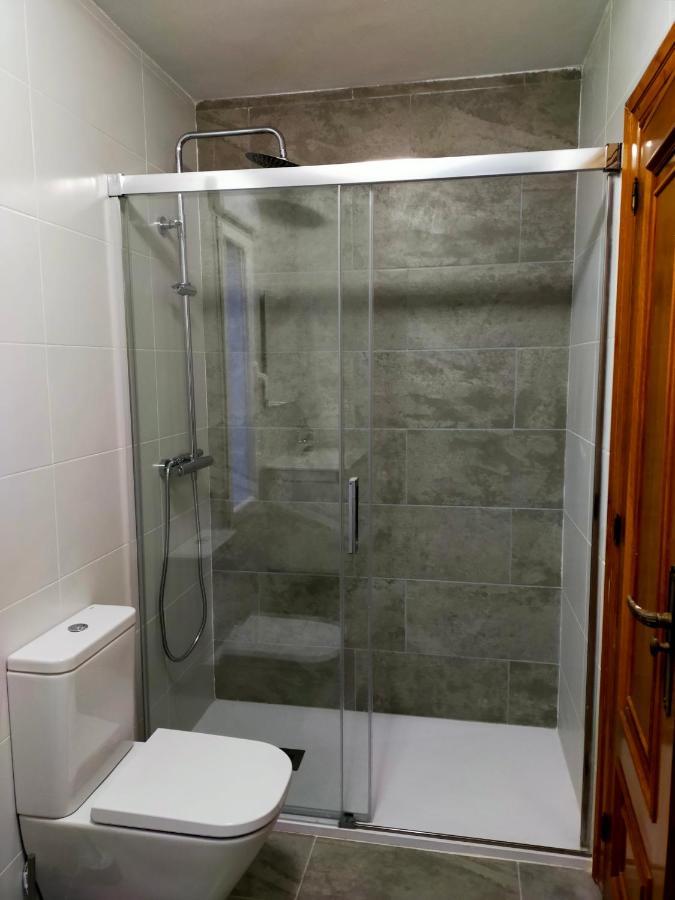 Apartamento En El Casco Antiguo De Ponferrada Luaran gambar