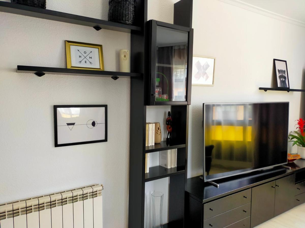 Apartamento En El Casco Antiguo De Ponferrada Luaran gambar
