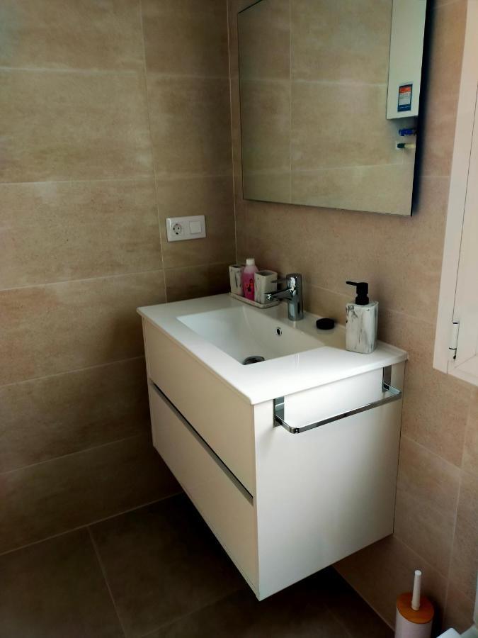 Apartamento En El Casco Antiguo De Ponferrada Luaran gambar