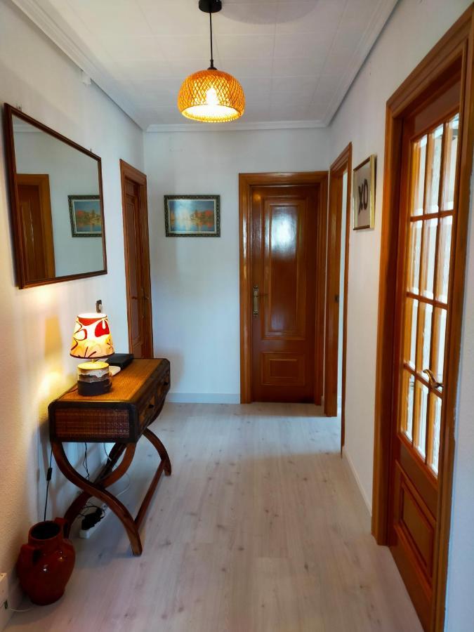 Apartamento En El Casco Antiguo De Ponferrada Luaran gambar