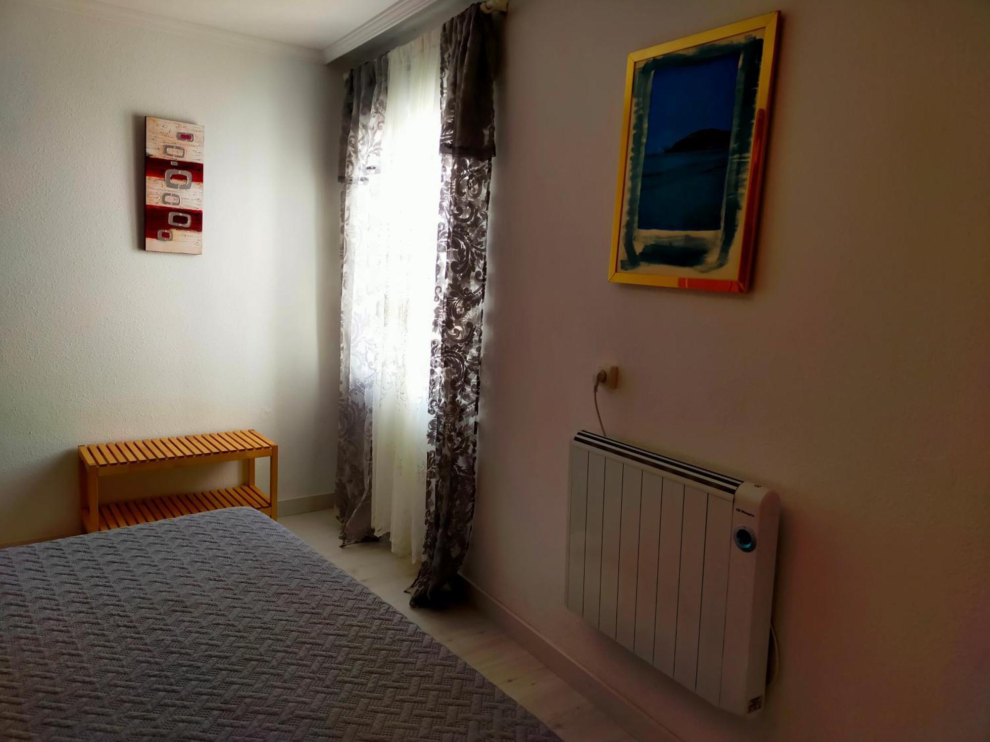 Apartamento En El Casco Antiguo De Ponferrada Luaran gambar